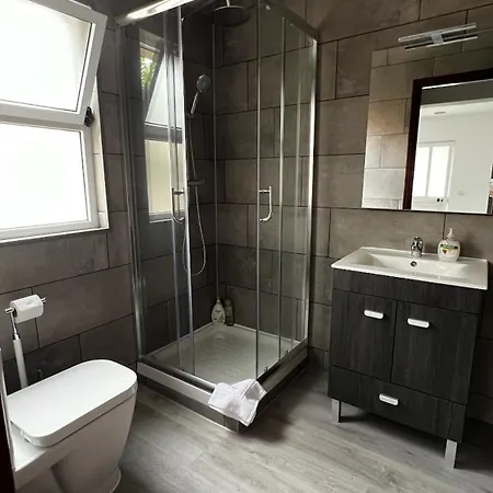 بيت ضيافة Ln